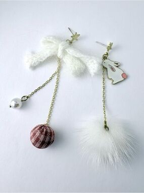 White Bunny & Pom-Pom Asymmetric Drop Earrings
